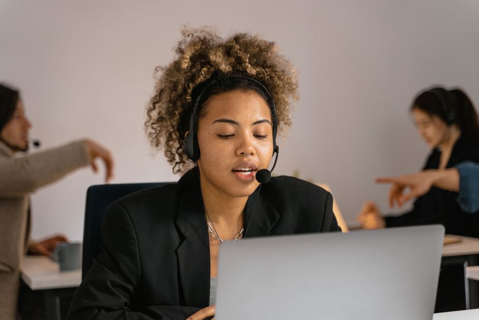 8 Common Customer Service Challenges—and How to Fix Them 8 Common Customer Service Challenges—and How to Fix Them