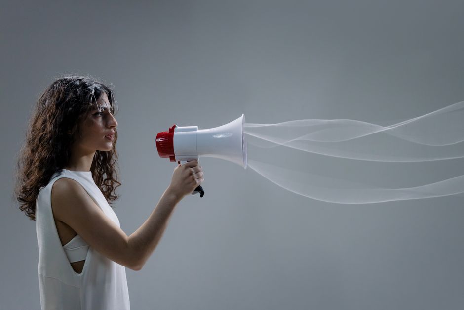 Best Use Cases: Narration, Ads, Gaming, and Virtual Assistants