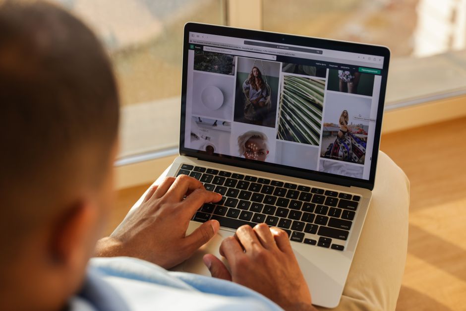 List-Based Roundups: Curate a Perennial Resource Library