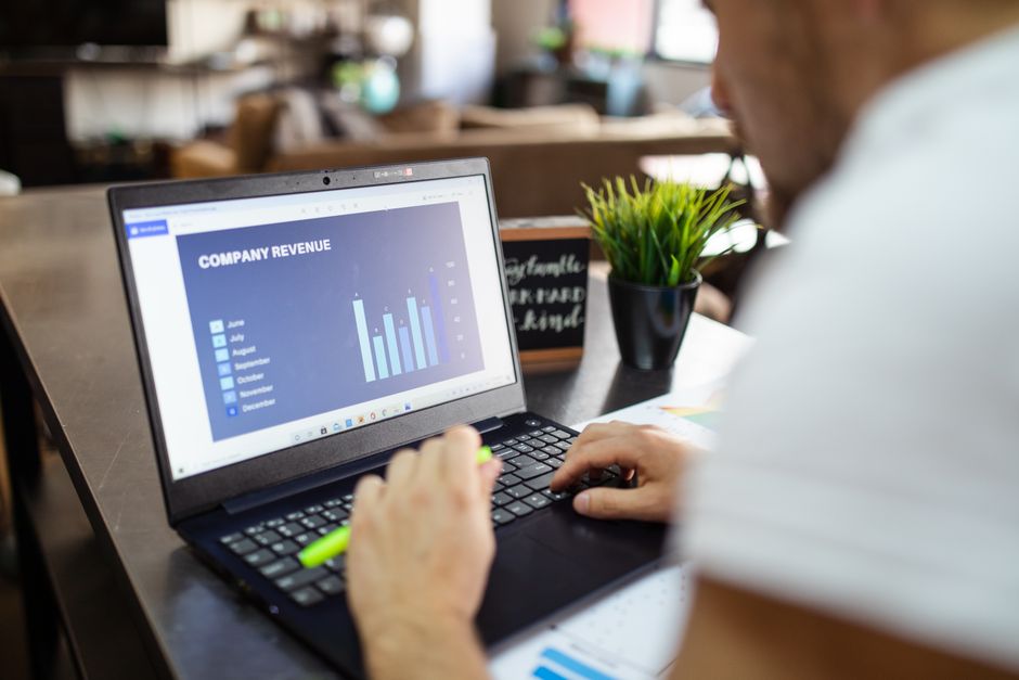 BEST SEMRUSH USER STATS 15 URLs Crawled Daily