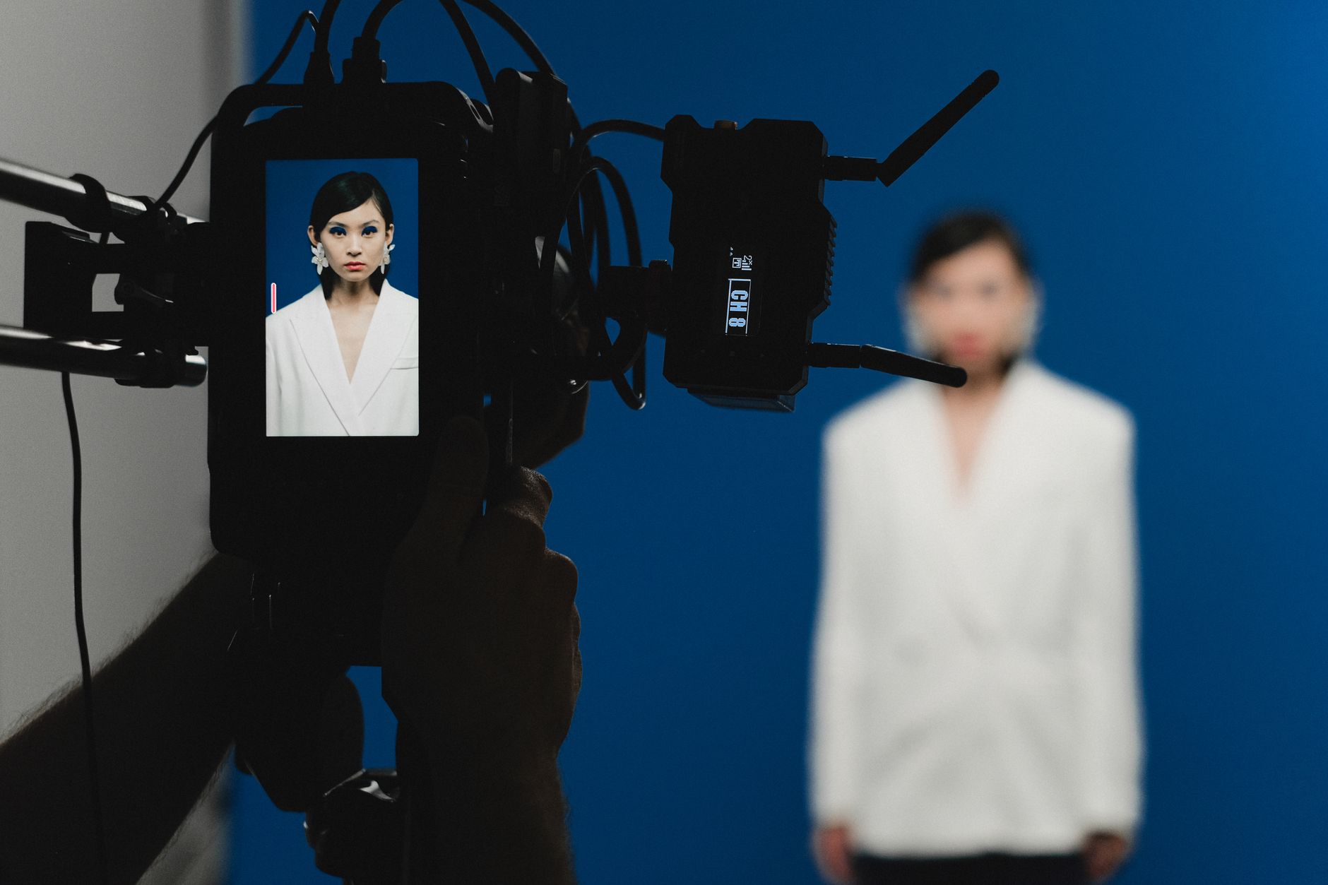 Kling 21 vs Veo 3 - Which AI Video Model Should Creators Use in 2025?