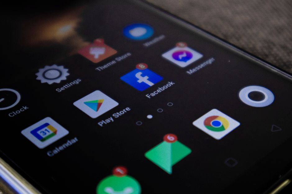 Facebook Ads vs Google Ads - Which Delivers Better ROI? A Data-Driven Comparison Facebook Ads vs Google Ads: Which Delivers Better ROI? A Data-Driven Comparison