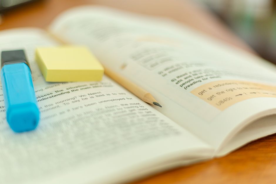 Evaluate page quality, relevance, and linking policies