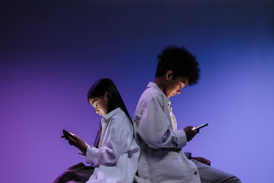 Global User Base in 2025: Total Users, Daily Active Users, and Monthly Active Users