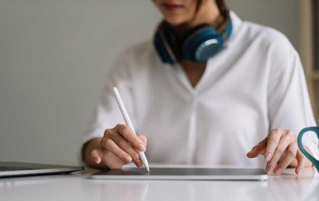 Designing Real-Time Prompts: Structure, Constraints, and Feedback