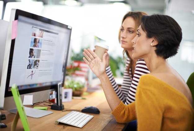 Inbound vs Outbound: Distinguishing Signals and Tactics