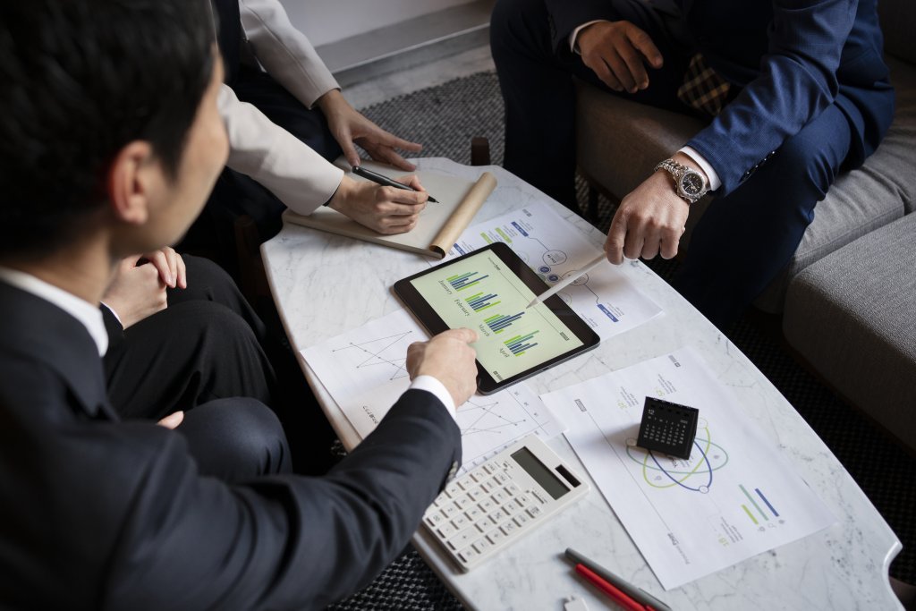 How to Legally Onboard a Co-Founder: Equity, IP, and Vesting Agreements Explained
