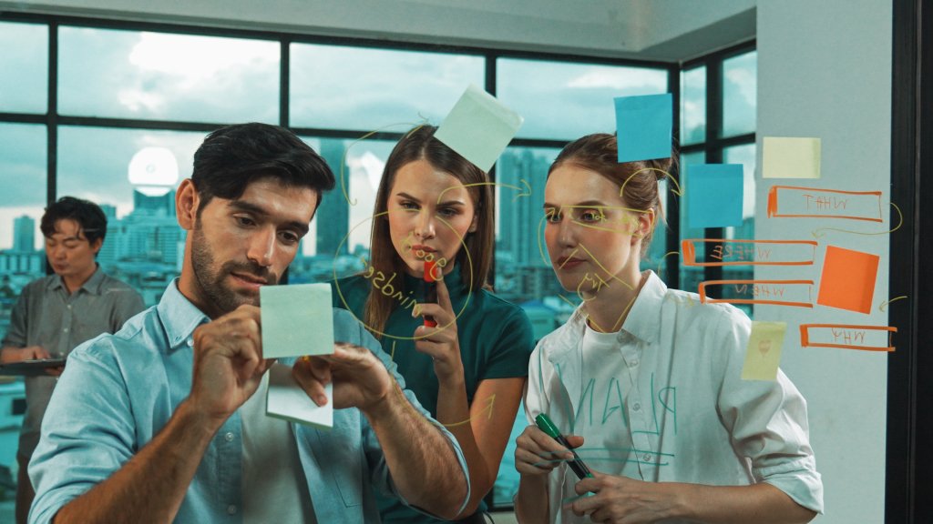How to Use Employment Law Services to Build a Safer Work Culture