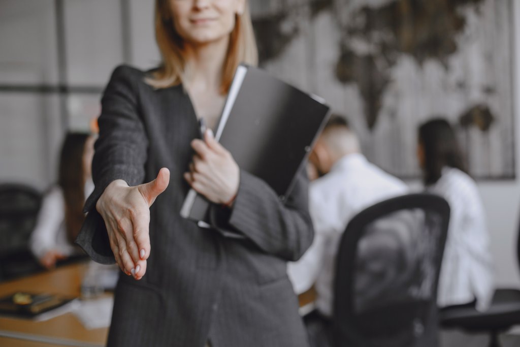How Outsourcing Employment Law Saves You Time and Money