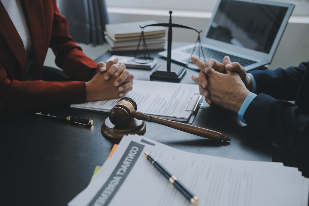 Why Legal Compliance Is Crucial for Scaling a Global Business